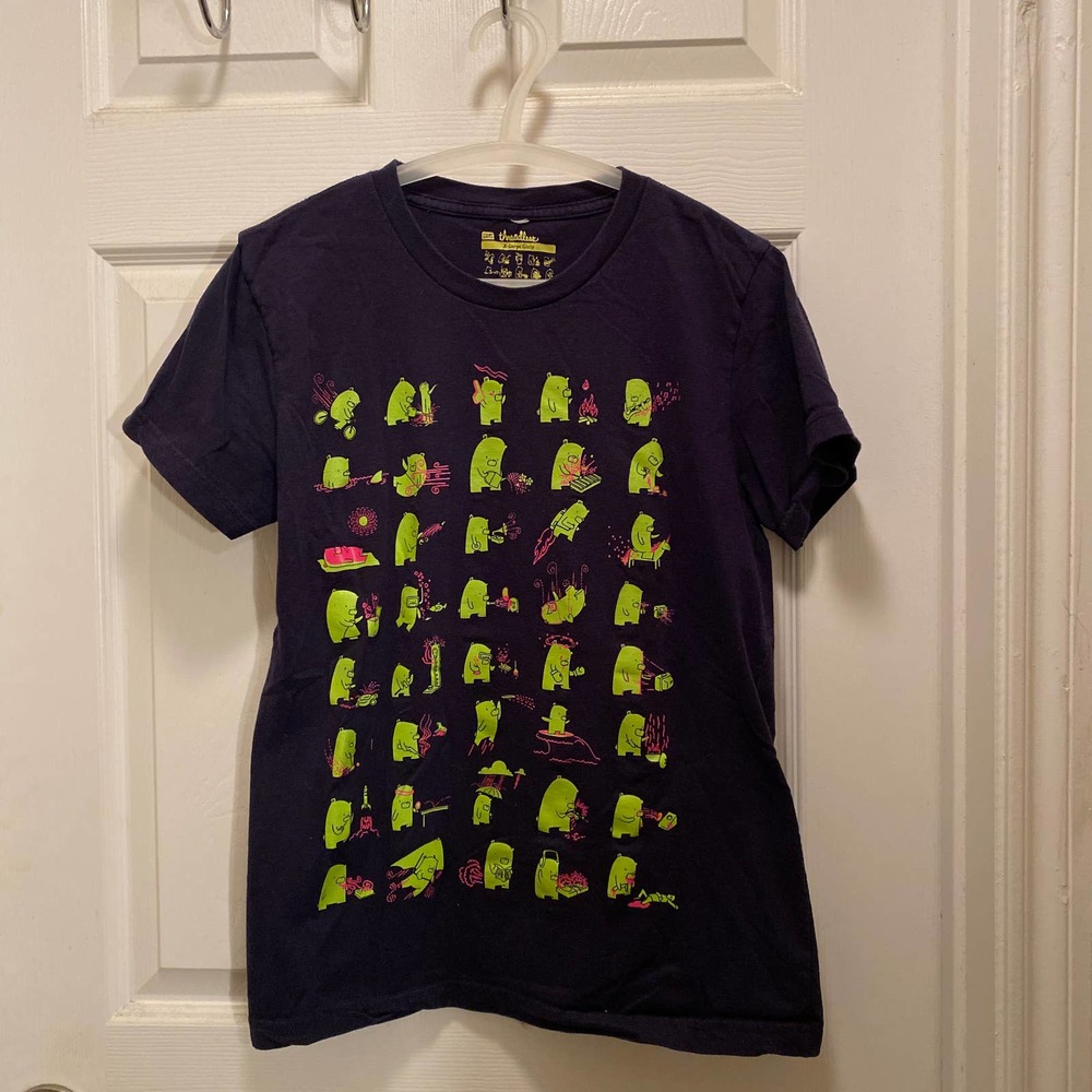 Threadless Women's Dark Blue t-shirt Grizzly Adventure (First Edition) - XL